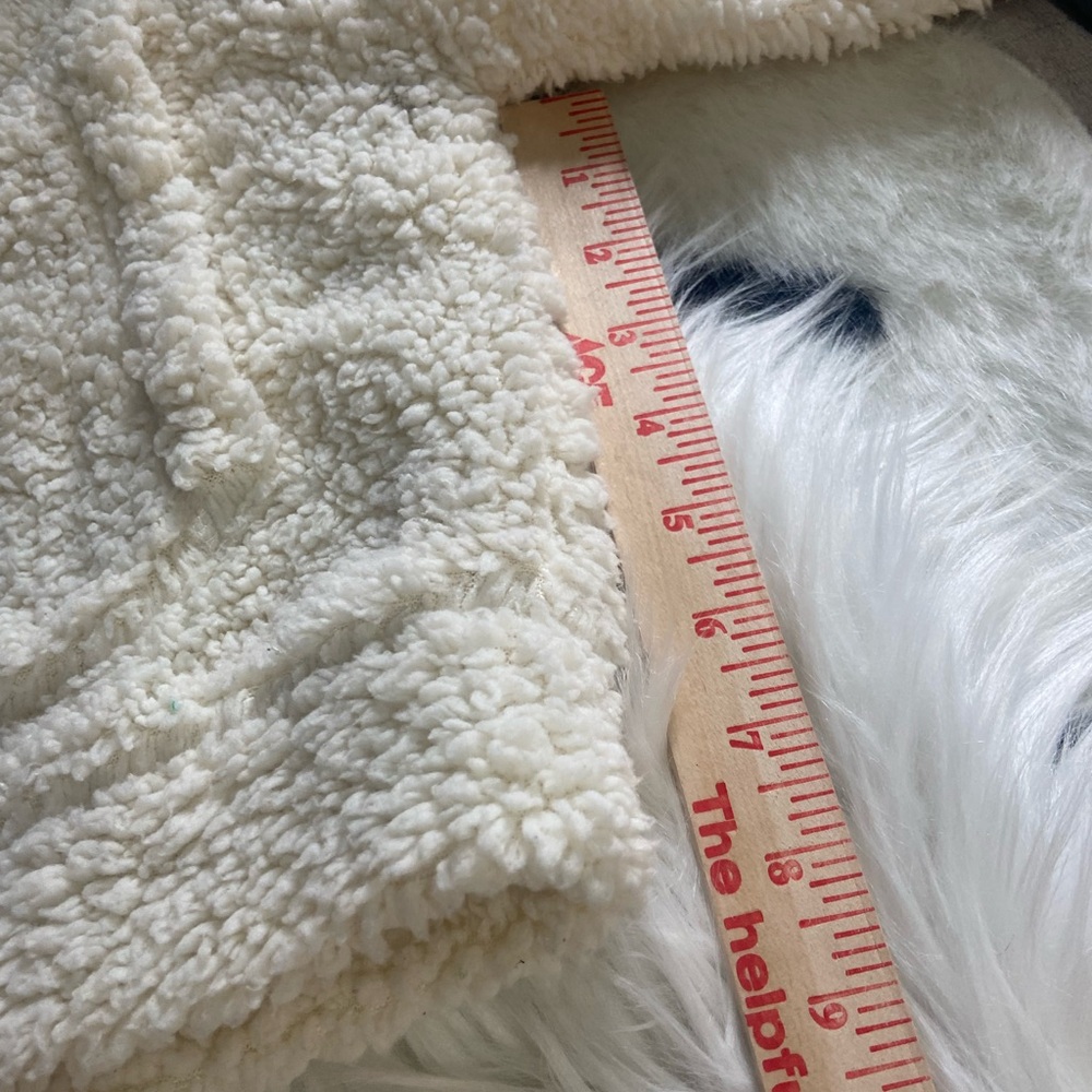 Women's Sz L White Soft Sherpa Fleece Jacket - Picture 11 of 13